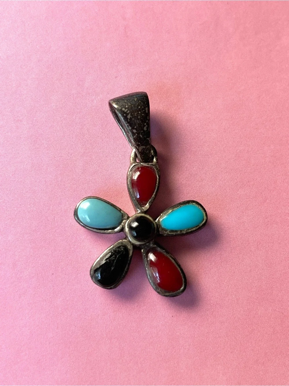 Vintage Southwestern style stamped 925 sterling silver and stone flower pendant
